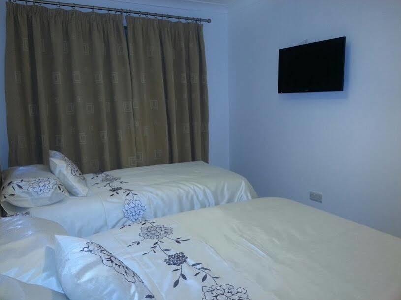 Apple House Wembley Hotel Barnet Eksteriør billede